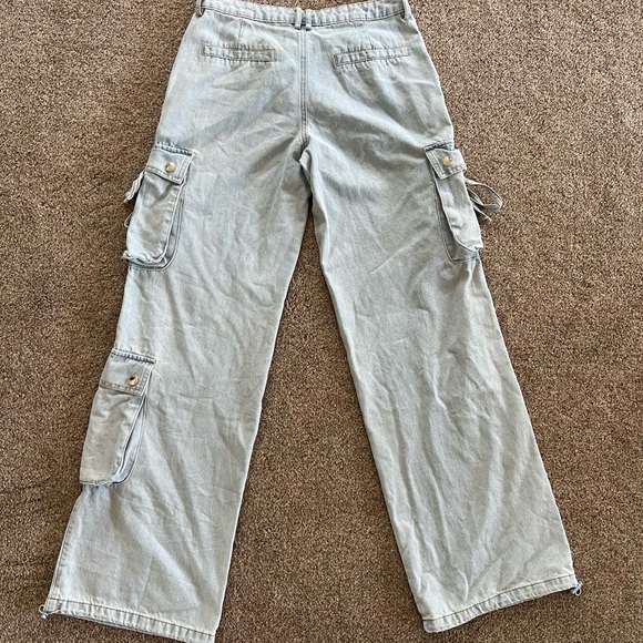 Low Rise Jeans (light) - Picture 3 of 4